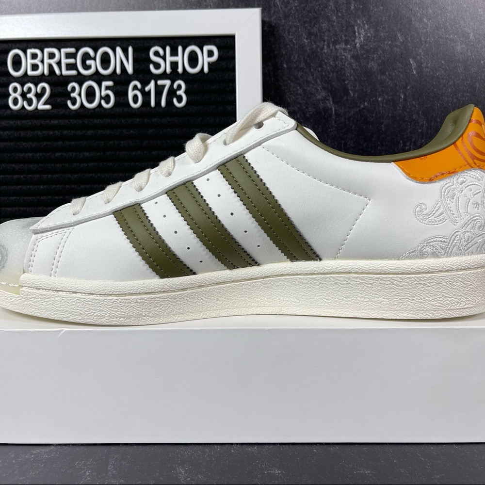 ADIDAS SUPERSTAR BANDANA OFF WHITE FOCUS ORANGE MENS SHOES SIZE 8 GREEN NEW - Picture 8 of 10